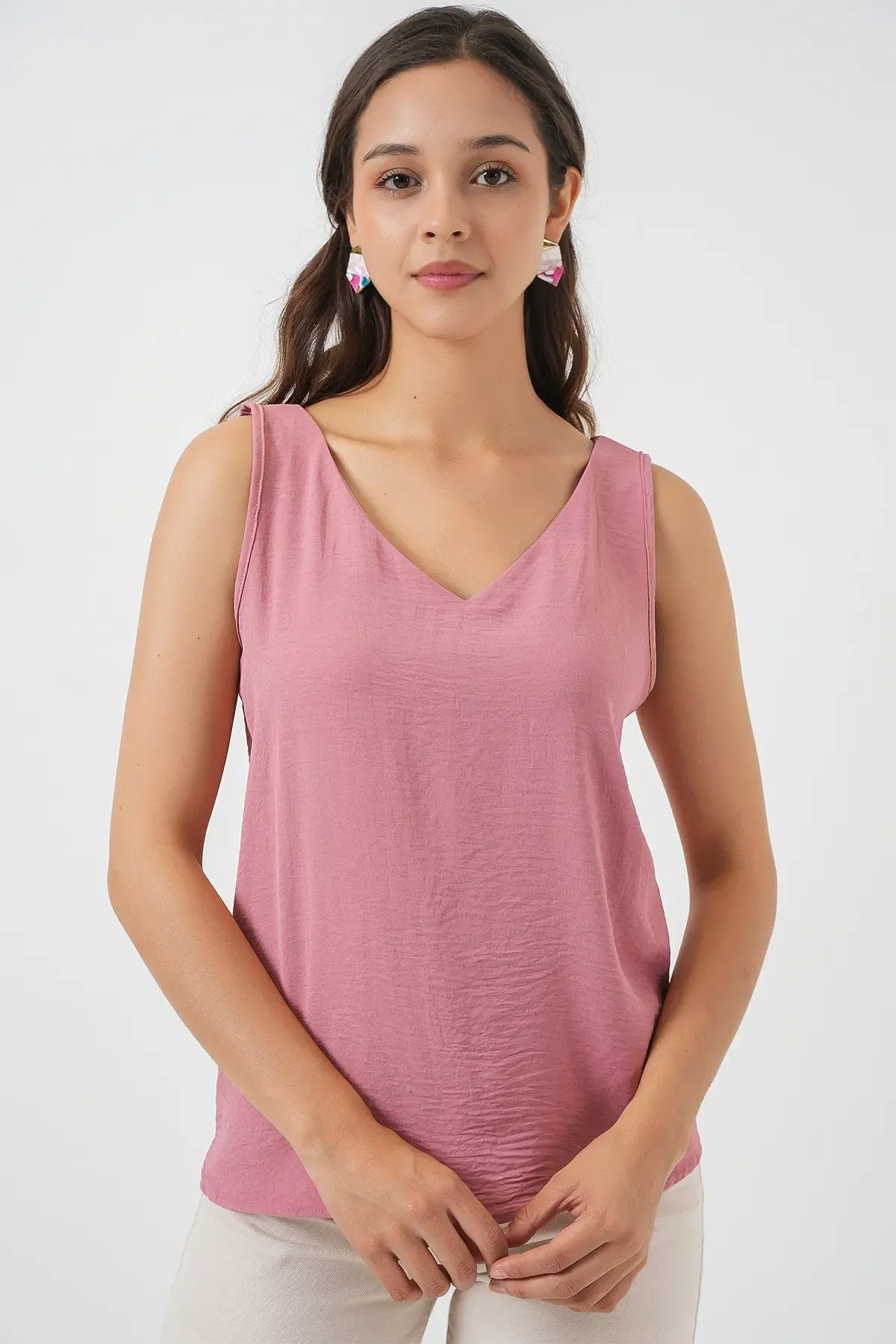 V Yaka Sıfır Kol Bluz 950 - Gül Kurusu