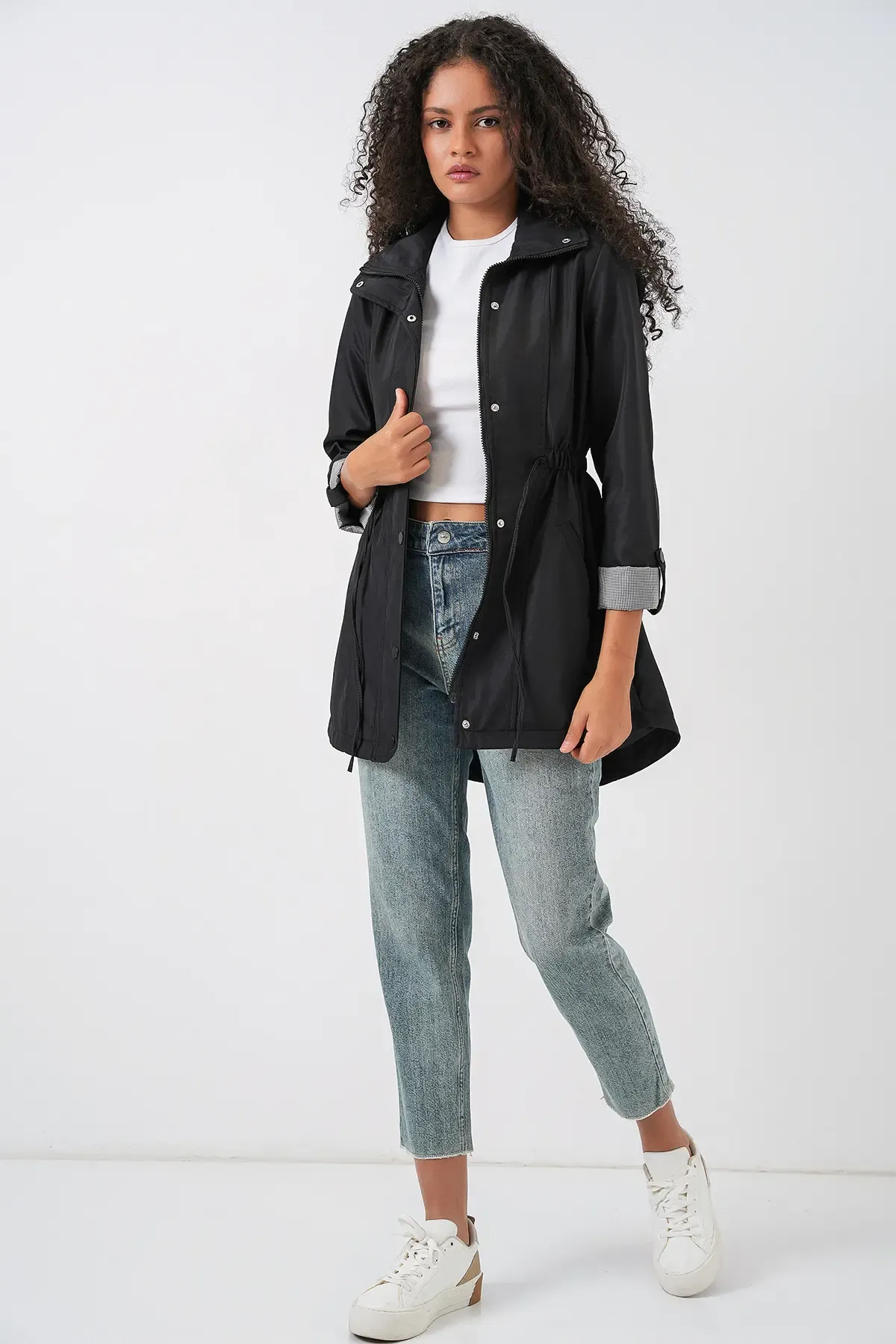 10322 Beli Büzgülü Trençkot - Siyah