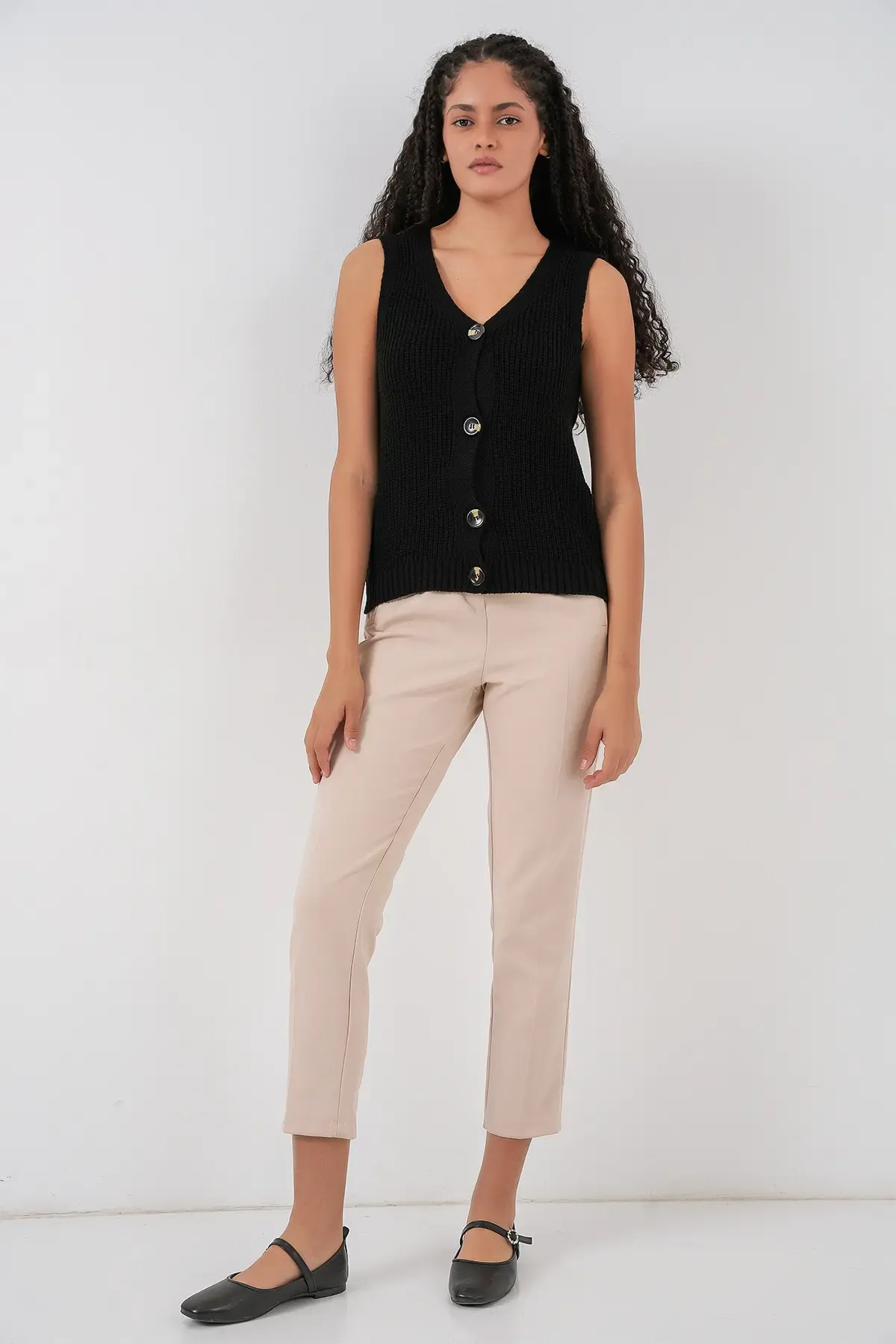 15881 Düğmeli Kısa Triko Yelek - Siyah