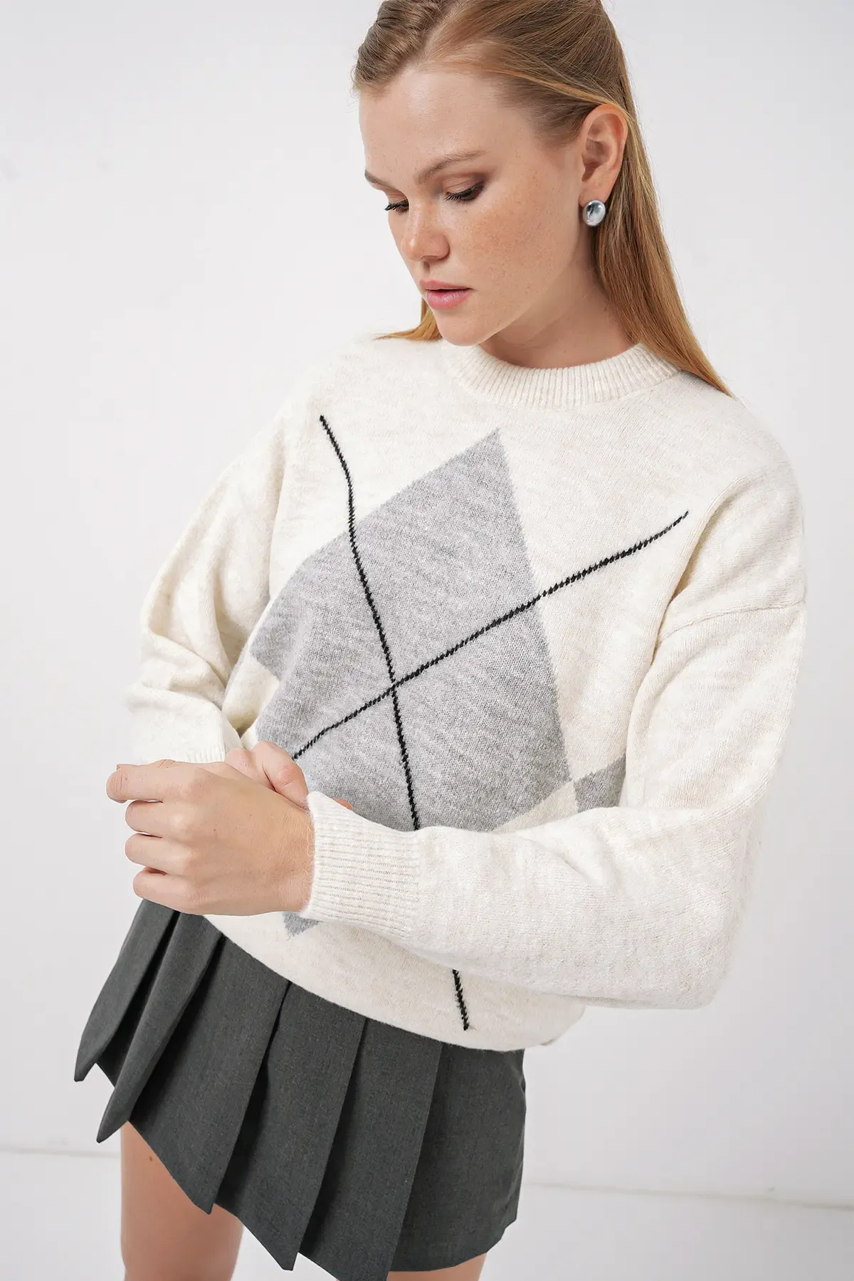 15895 Baklava Desenli Oversize Triko Kazak - A.Gri