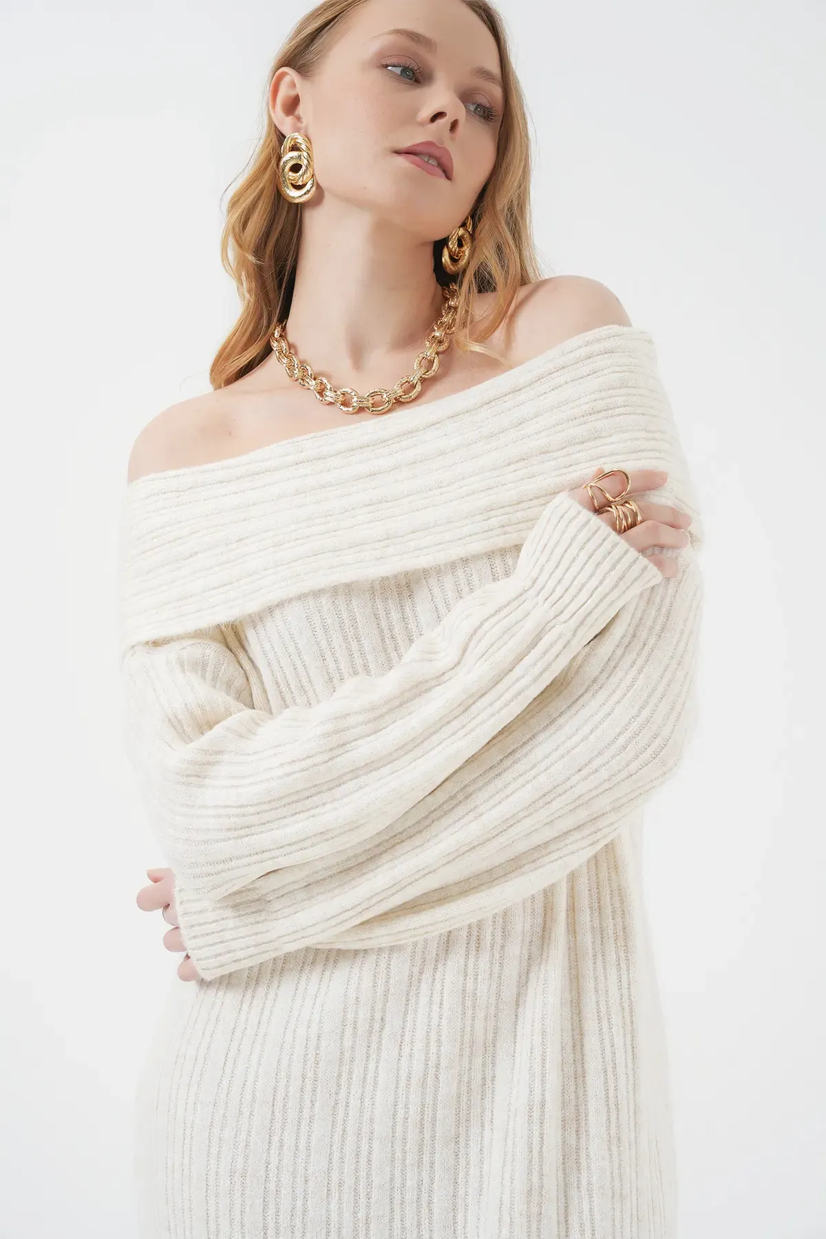 15920 Madonna Yaka Oversize Triko Elbise - Ekru