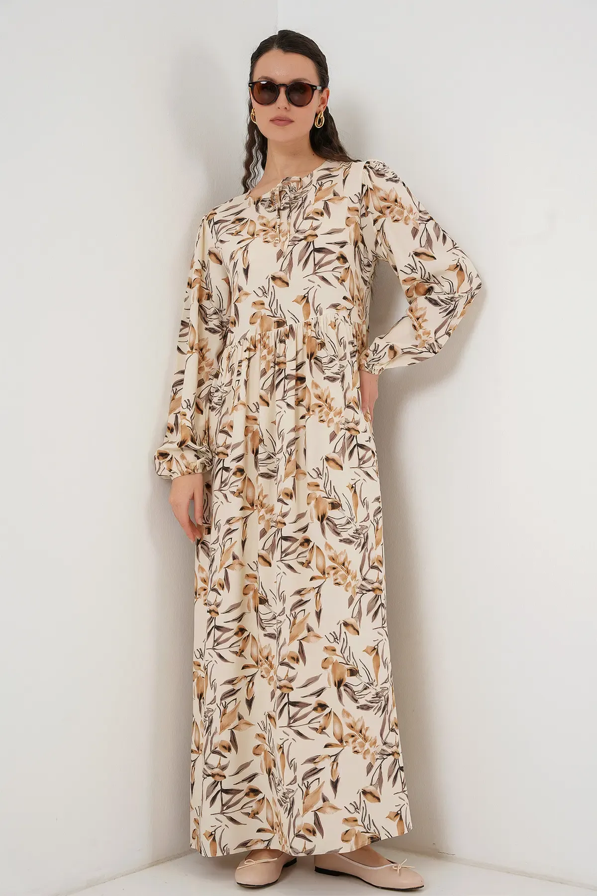 1947 Desenli Uzun Elbise - Bej