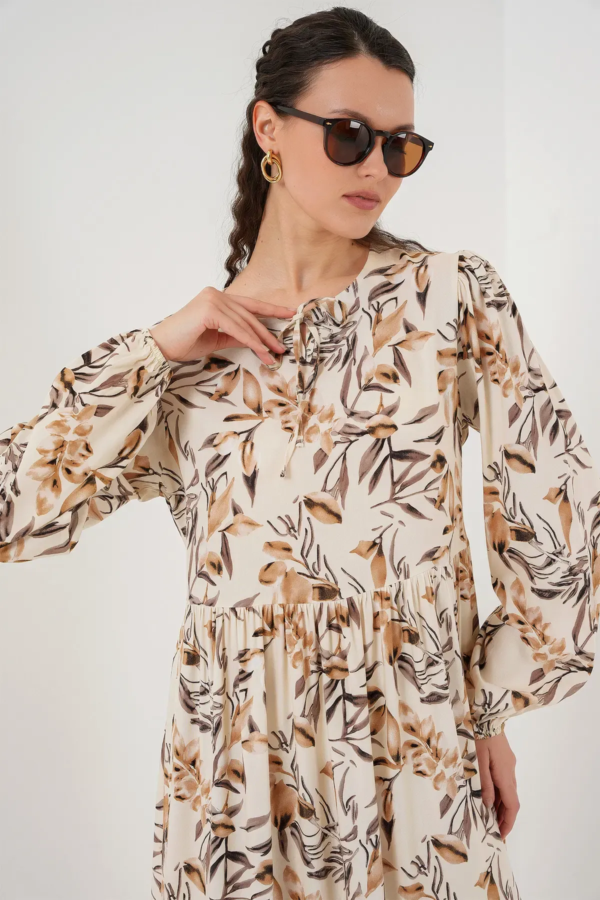 1947 Desenli Uzun Elbise - Bej