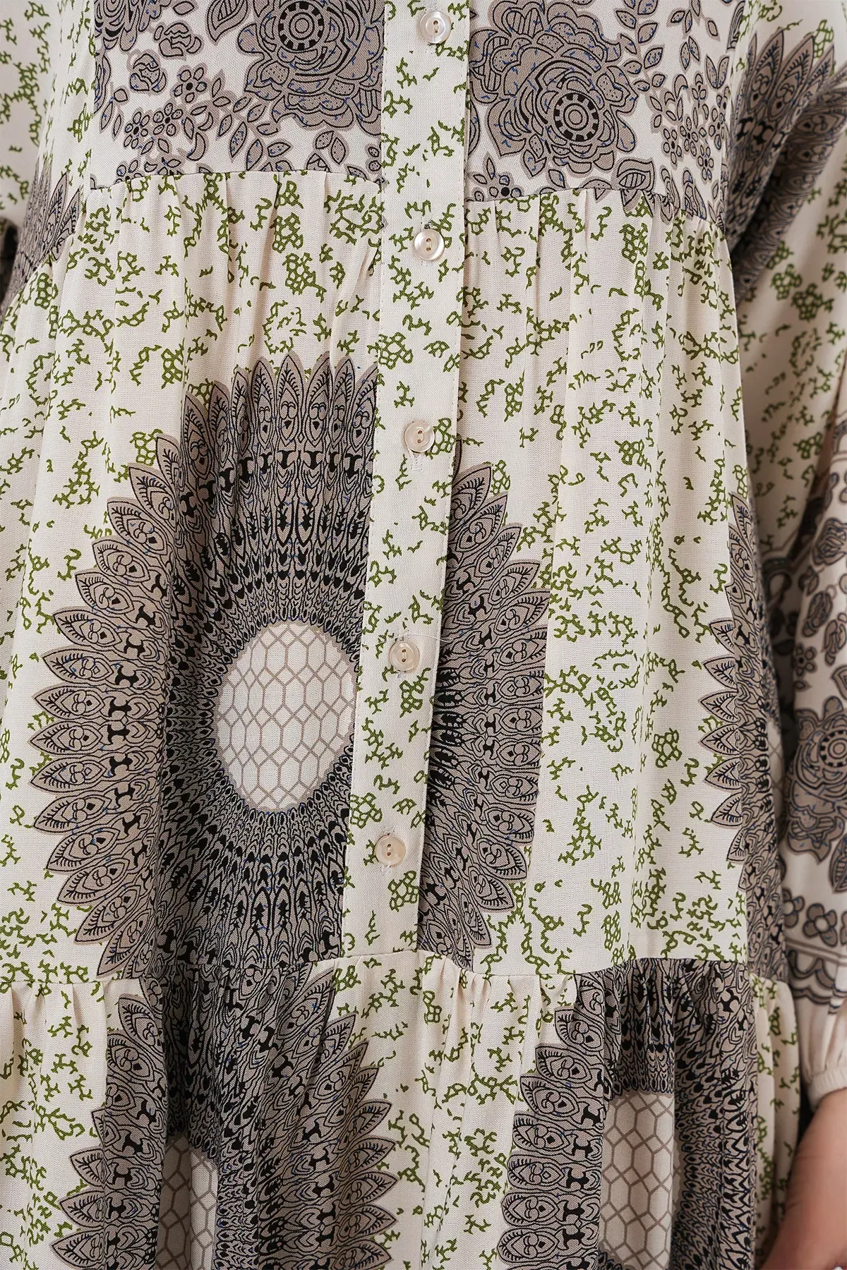 2423 Otantik Desenli Tesettür Elbise - F.KAHVE