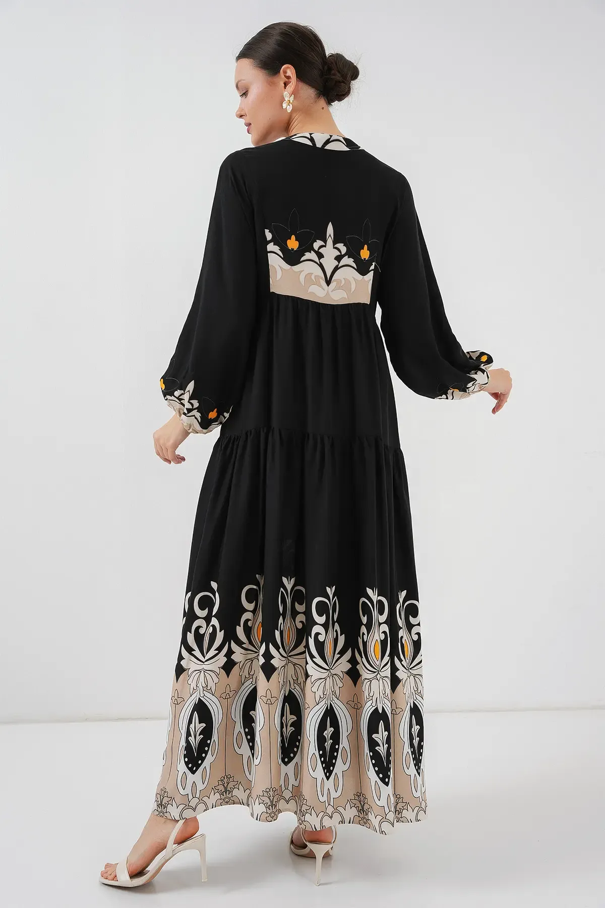 2423 Otantik Desenli Tesettür Elbise - Siyah 6