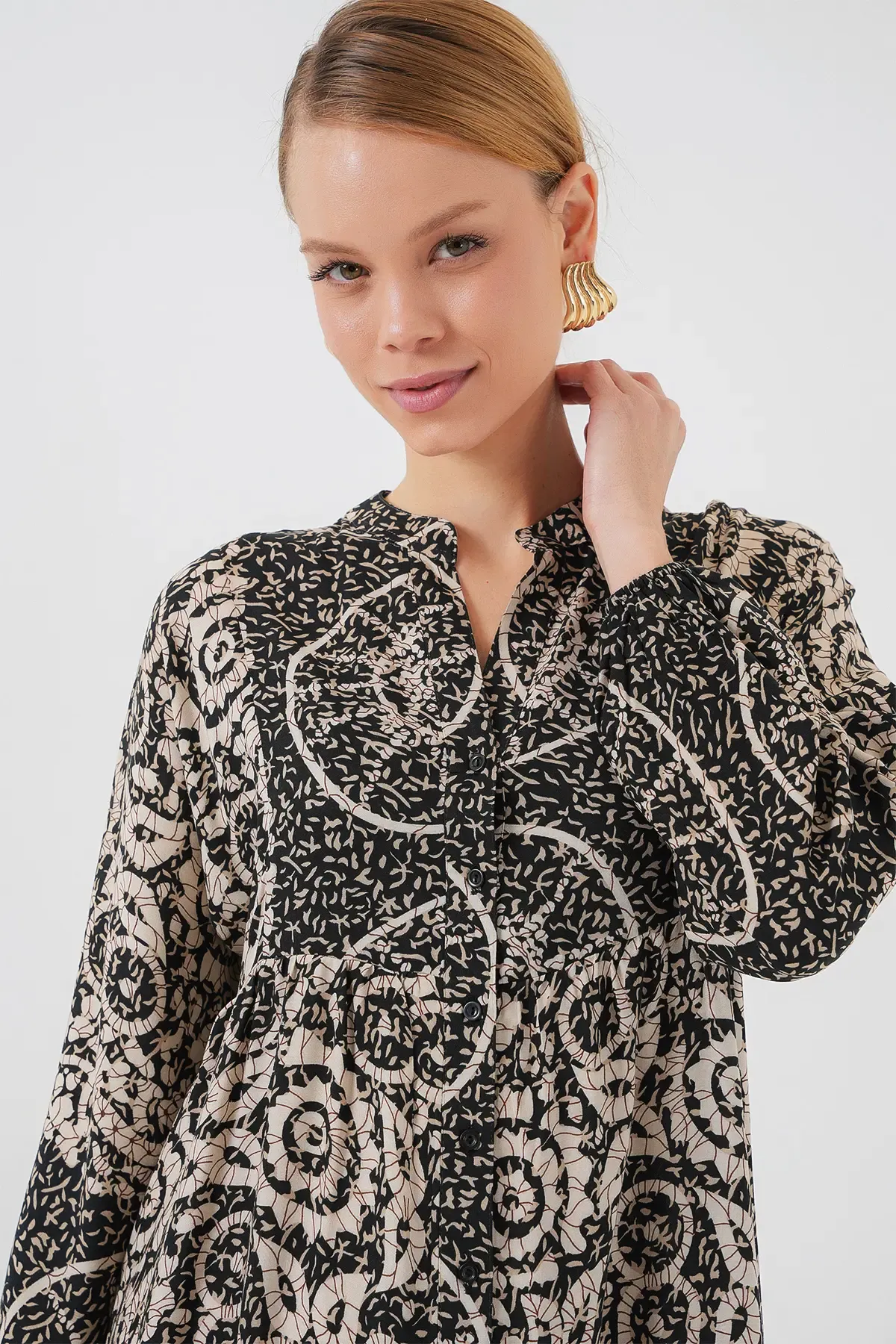 2423 Otantik Desenli Tesettür Elbise - Siyah 9