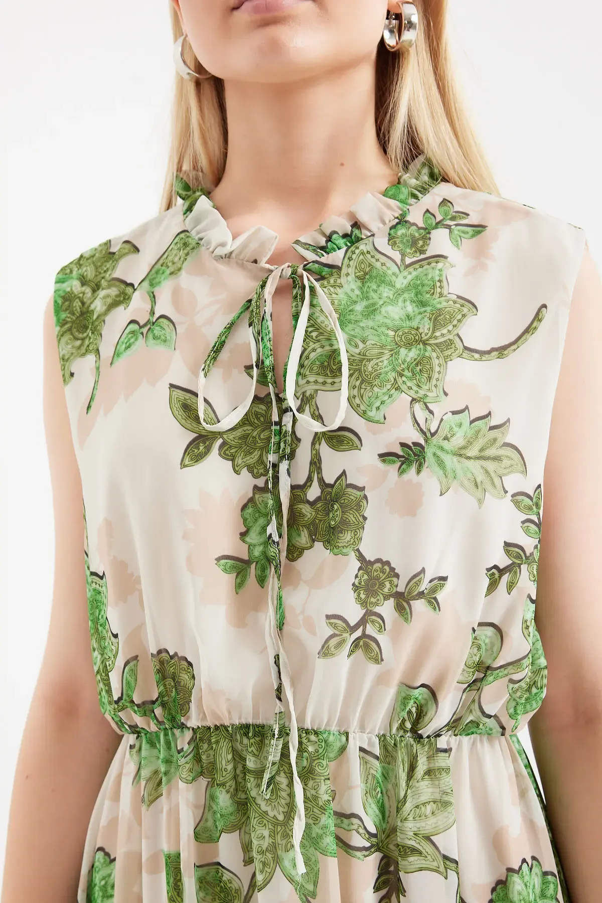 2503 Desenli Sıfır Kol Şifon Elbise - Yeşil