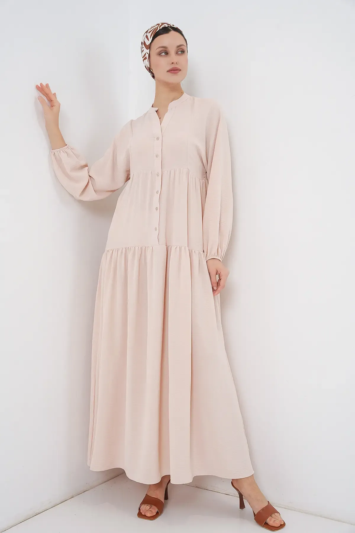 2527 Kadın Uzun Tesettür Elbise - Bej