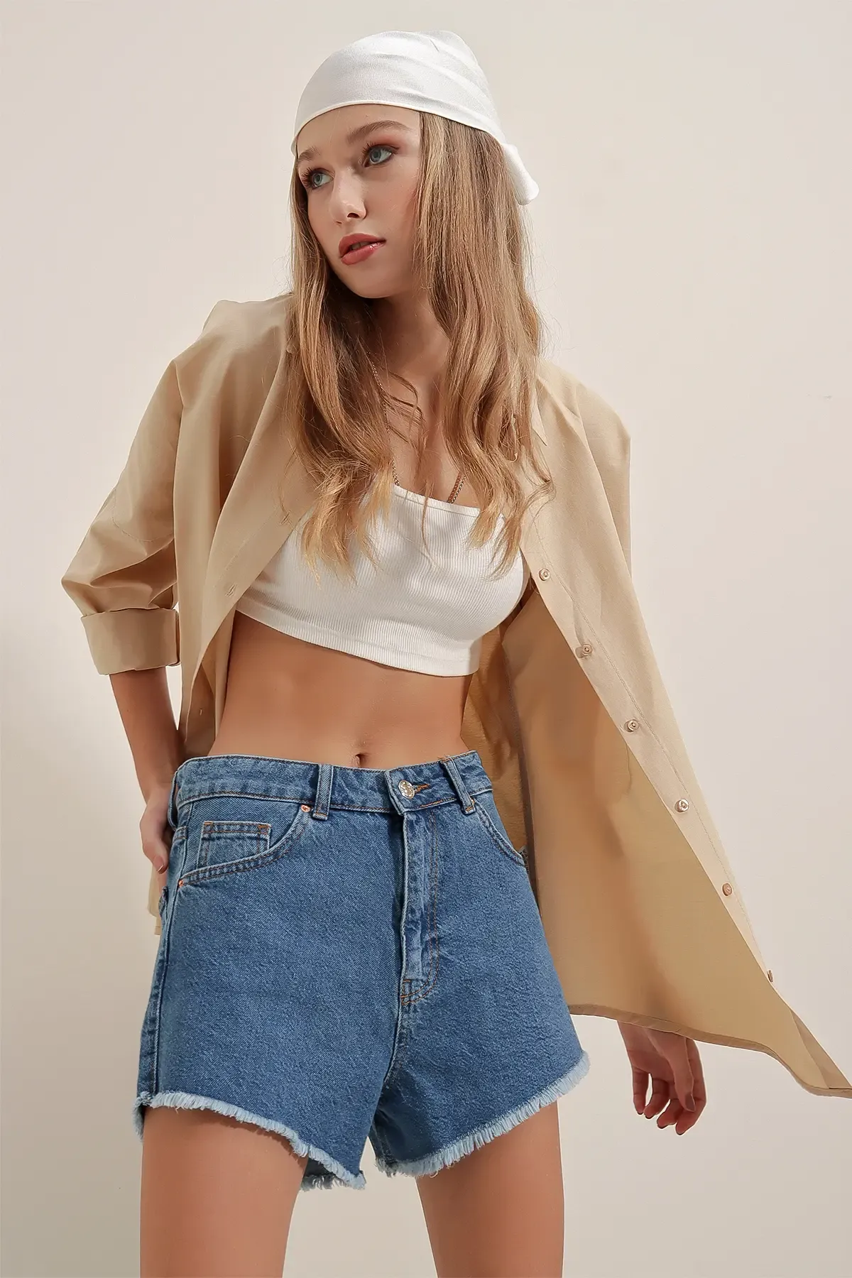 3900 Oversize Uzun Basic Gömlek - Bej