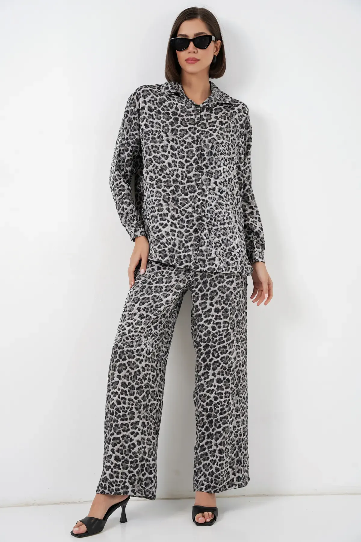 6699 Leopar Desenli Alt Üst Takım - Antrasit