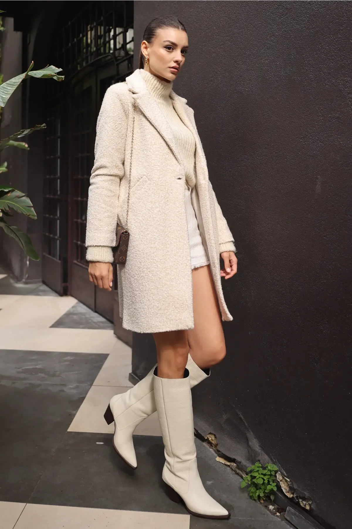 9082 Oversize Kaşe Kaban - M. Krem