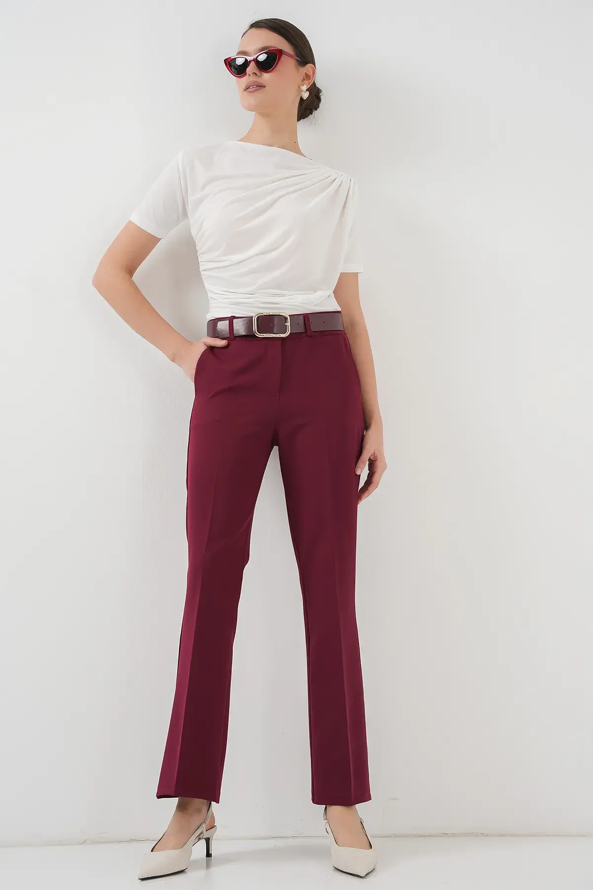 Büzgü Detaylı Kısa Kol Sandy Bluz 945 - Beyaz