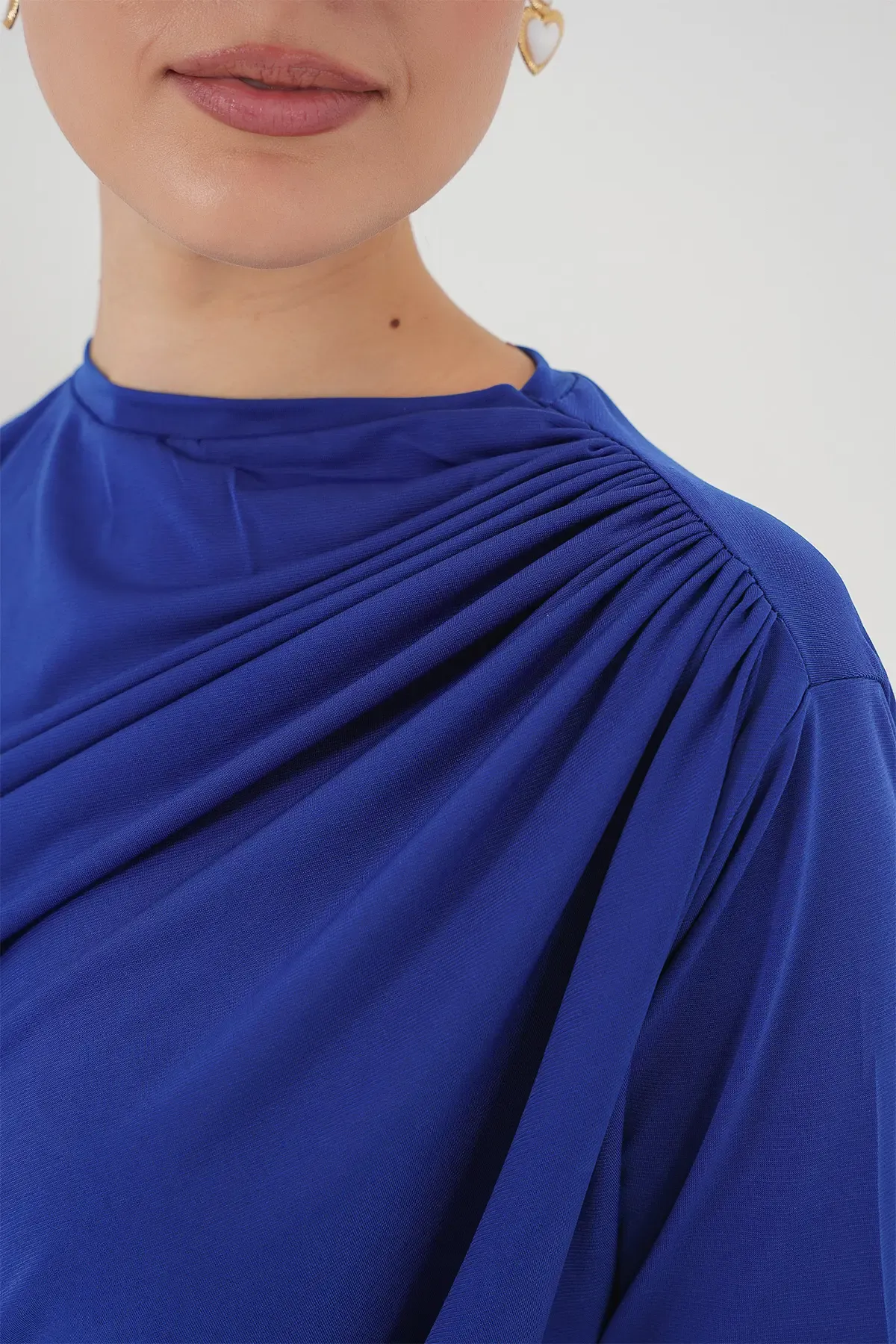 Büzgü Detaylı Kısa Kol Sandy Bluz 945 - Saks