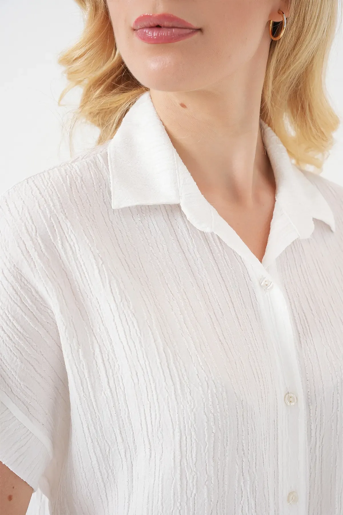 Kadın Çizgili Kısa Kol Gömlek 20324 - Beyaz