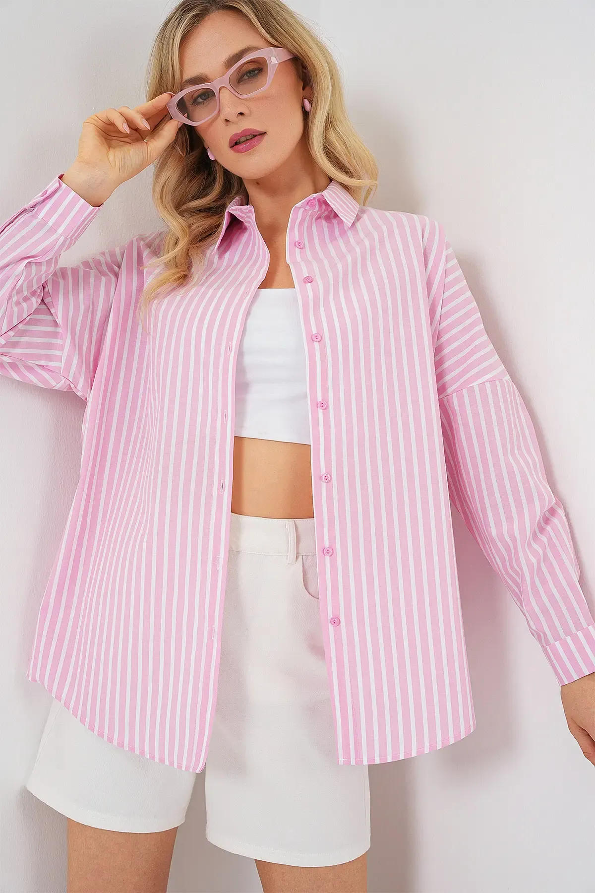 Kadın Çizgili Oversize Gömlek 20332 - Pudra