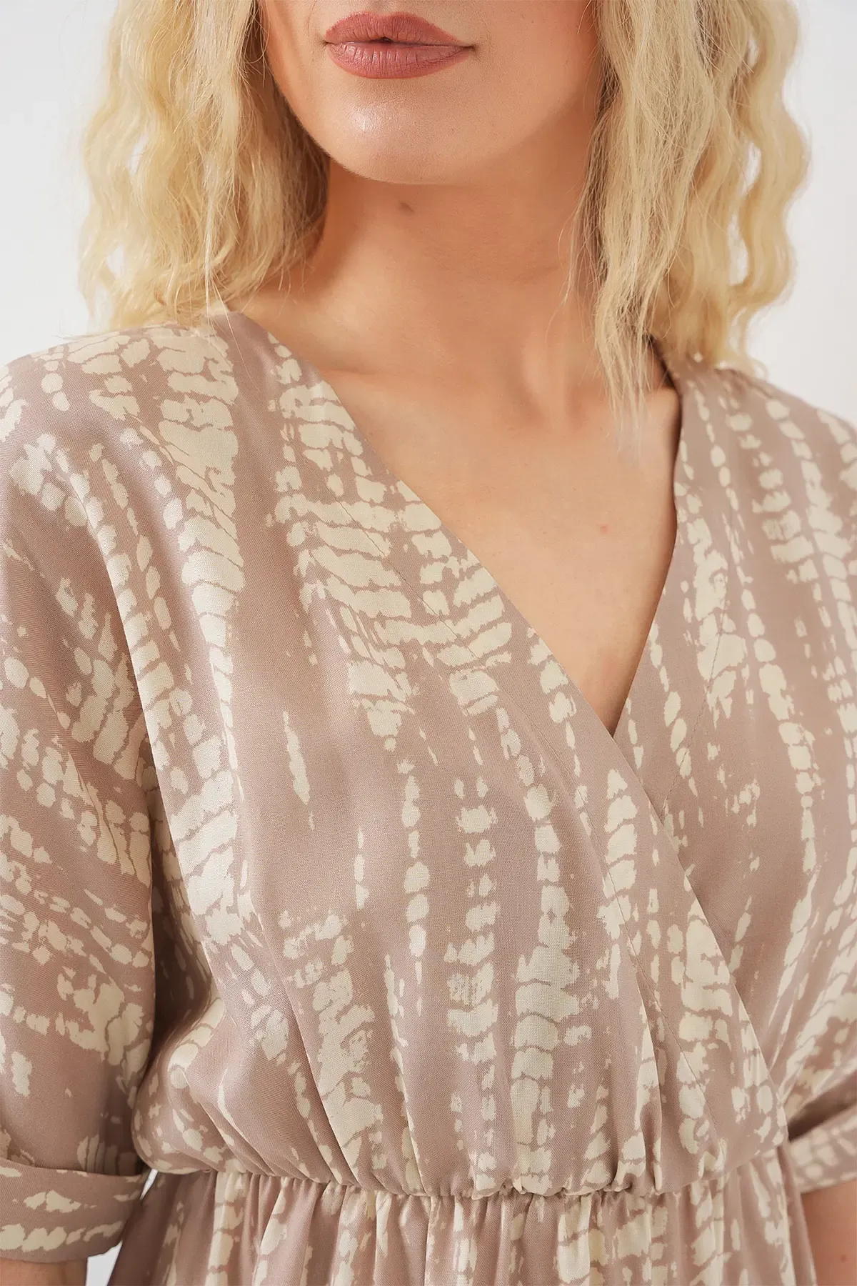 Kadın Desenli Kısa Kol Elbise 2569 - Bej