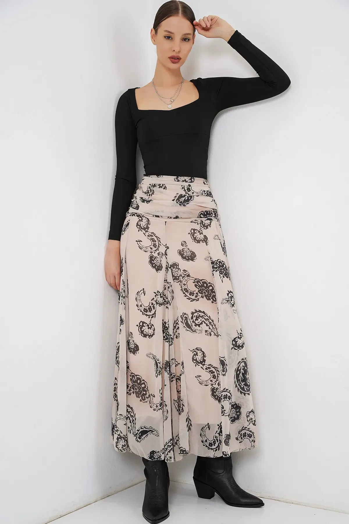 Kadın Desenli Şifon Etek 8057 - Krem