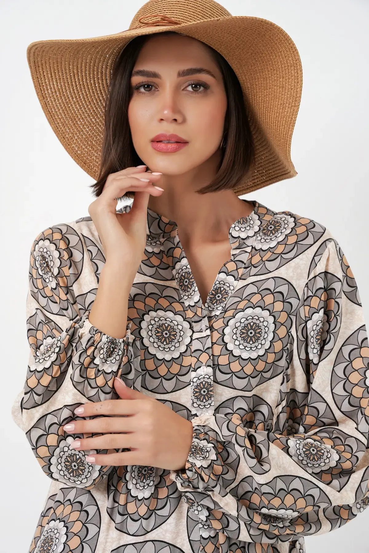 Kadın Desenli Uzun Tesettür Elbise 2585 - C. Bej