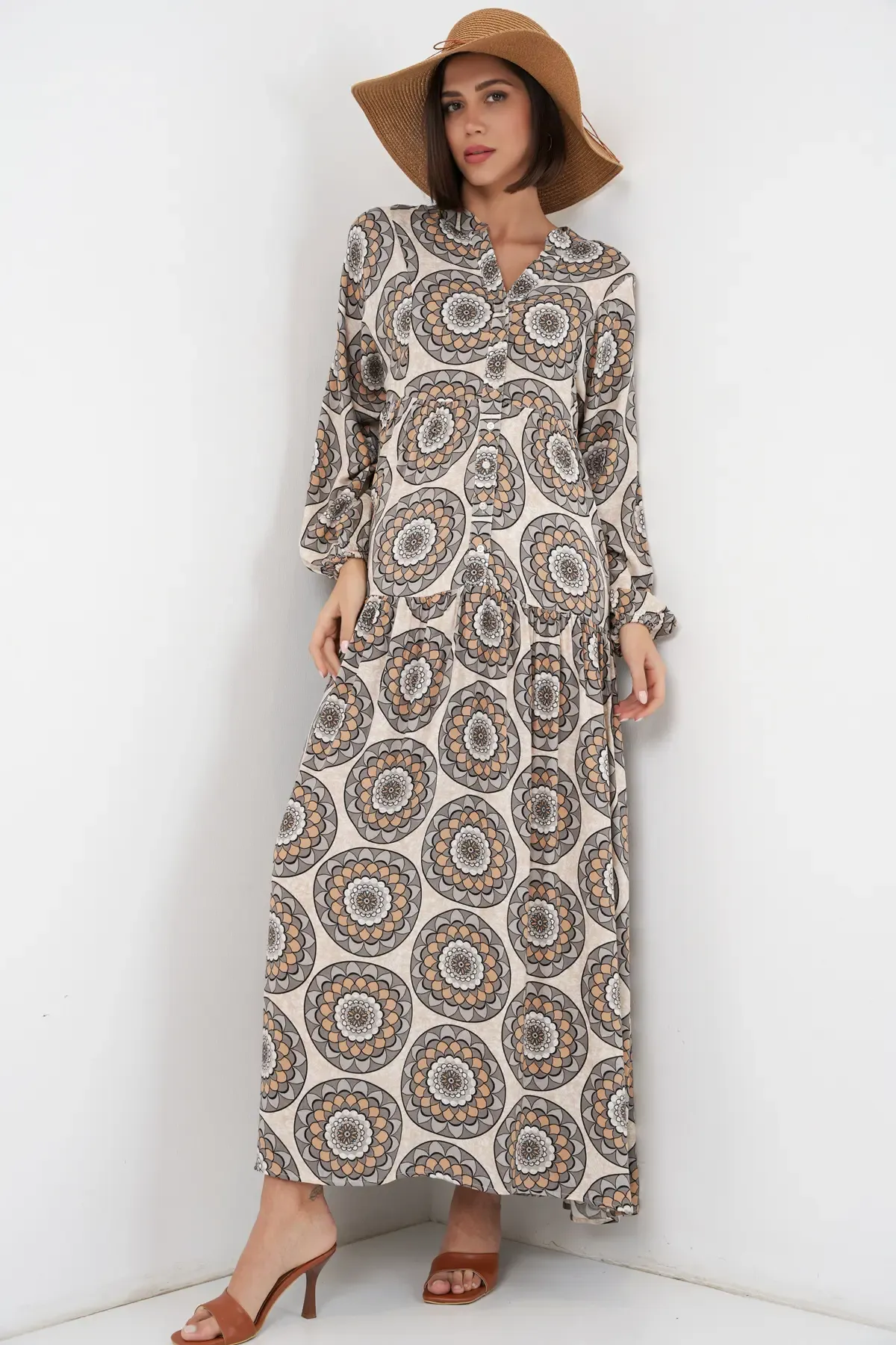 Kadın Desenli Uzun Tesettür Elbise 2585 - C. Bej