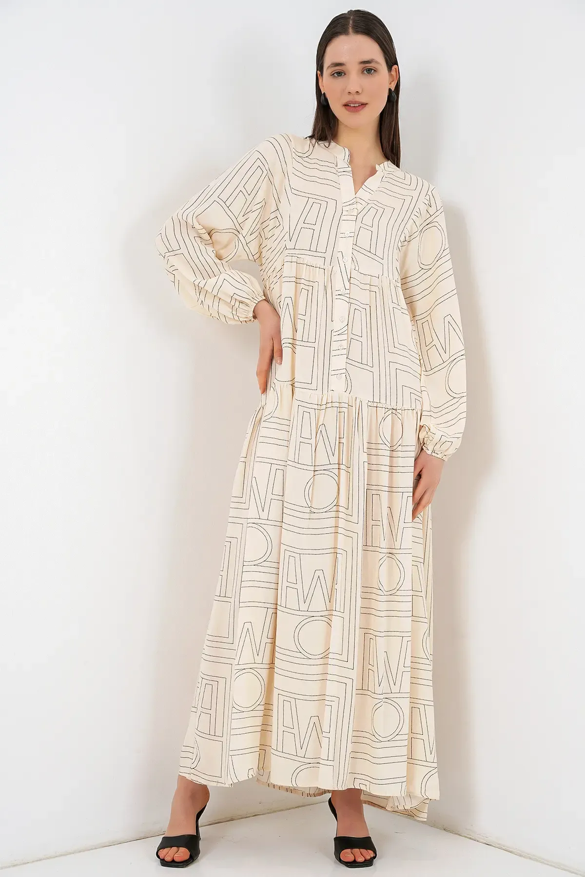 Kadın Desenli Uzun Tesettür Elbise 2585 - Düz Krem