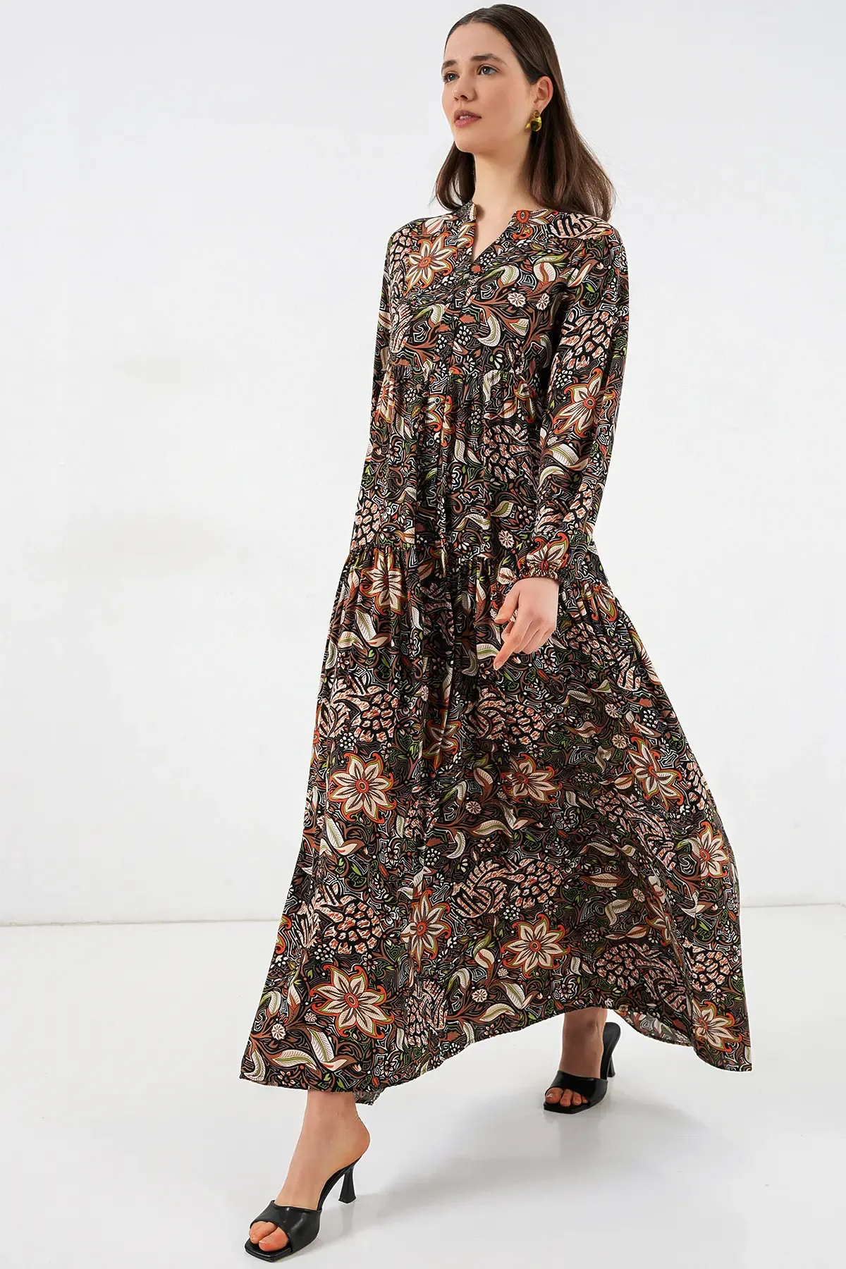 Kadın Desenli Uzun Tesettür Elbise 2585 - L. Siyah