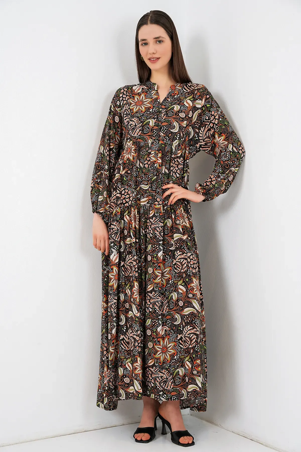 Kadın Desenli Uzun Tesettür Elbise 2585 - L. Siyah