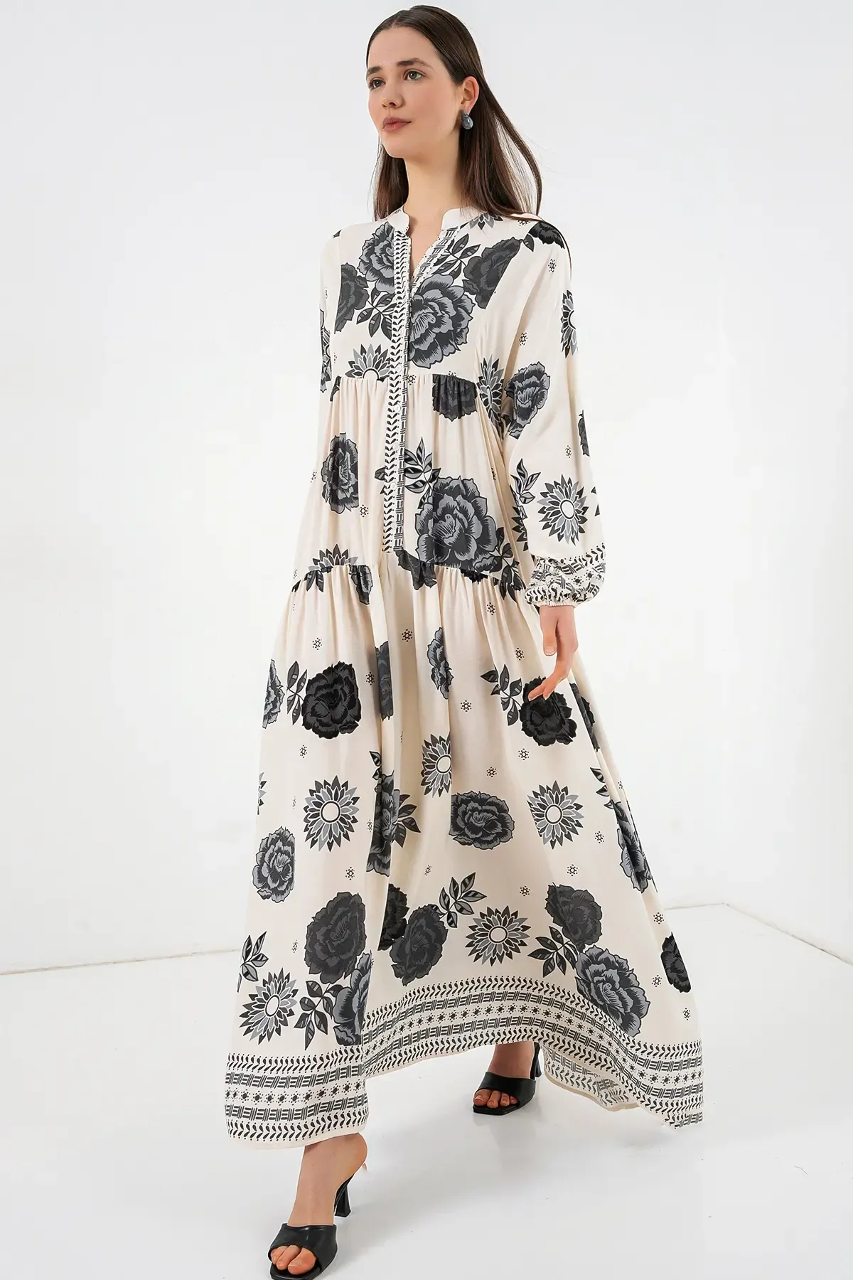 Kadın Desenli Uzun Tesettür Elbise 2585 - T. Ekru