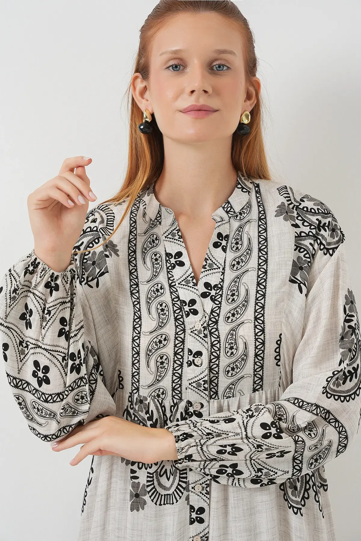 Kadın Desenli Uzun Tesettür Elbise 2585 - Taş