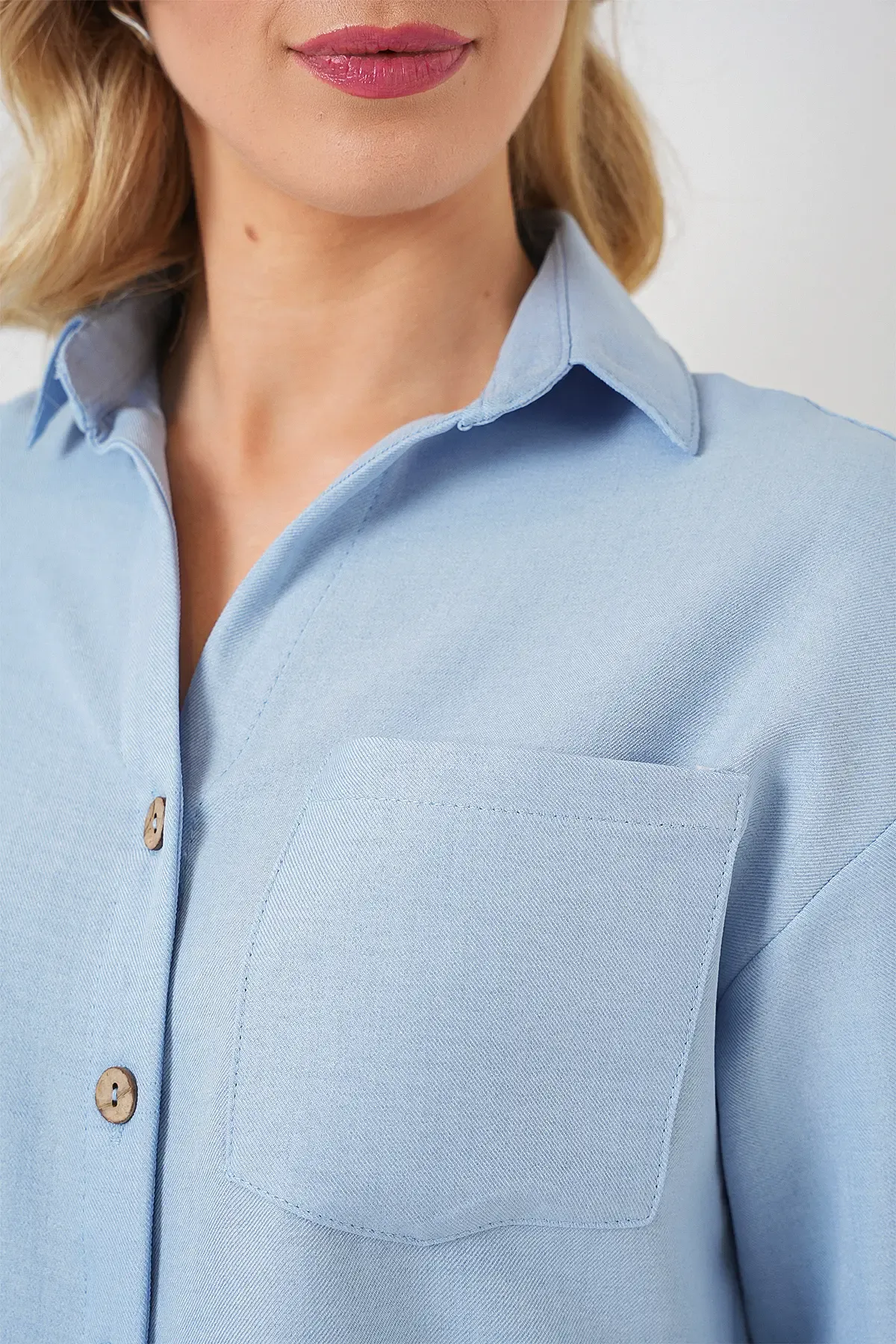 Kadın Keten Görünümlü Crop Gömlek 20339 - Mavi