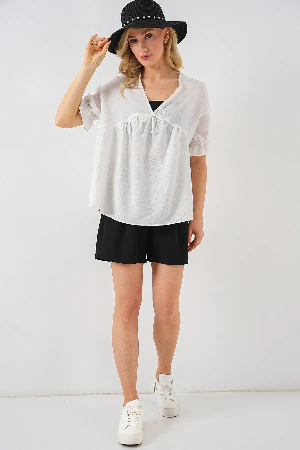Kadın Önü Bağcıklı Kısa Kol Bluz 962 - Beyaz