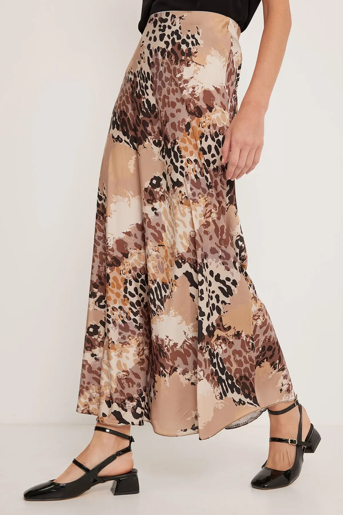 Kadın Sütlü Kahve Desenli Saten Etek 15877
