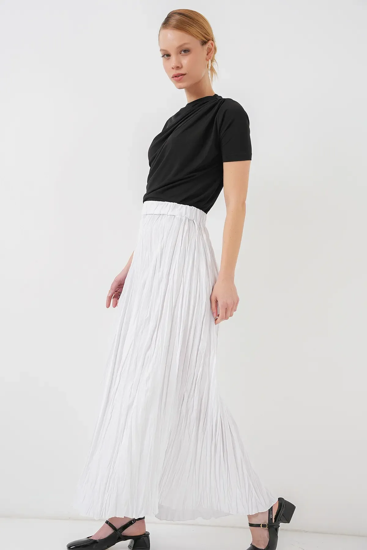 Kadın Uzun Kırışık Etek 8042 - Beyaz