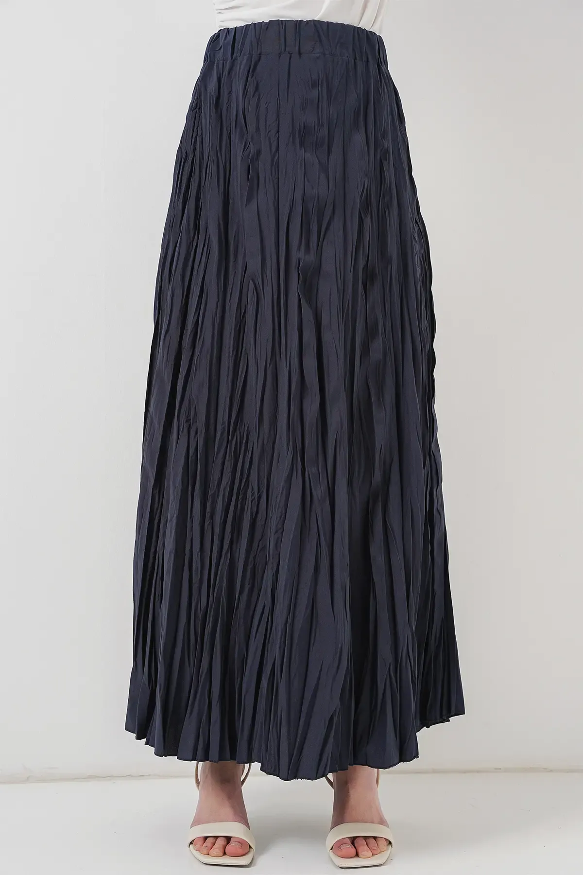Kadın Uzun Kırışık Etek 8042 - Lacivert
