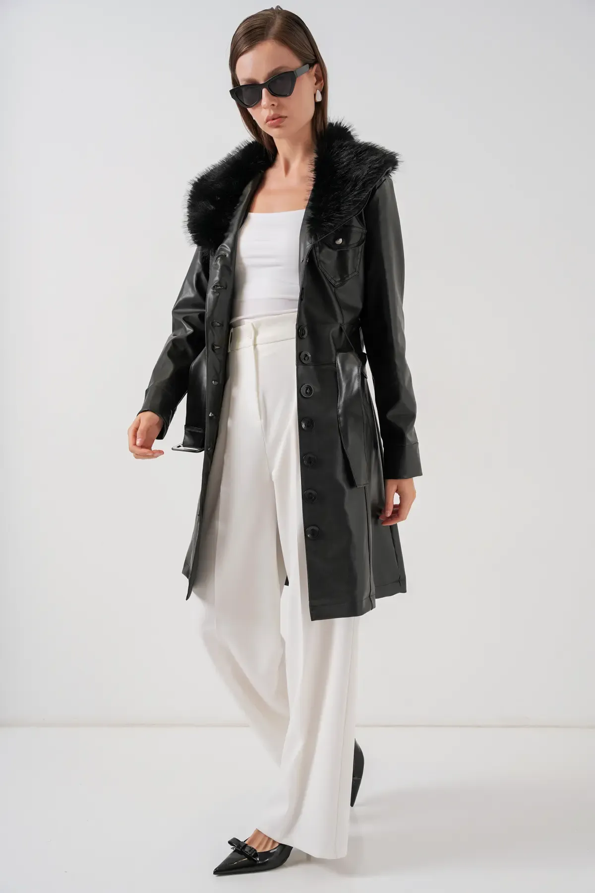 Kadın Yakası Kürklü Deri Kaban 1048 - Siyah