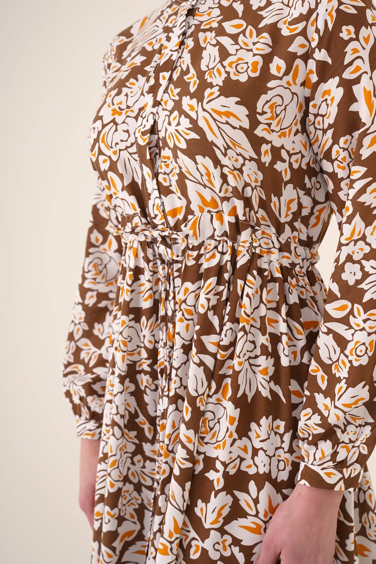 2144 Hakim Yaka Tesettür Elbise - Kahverengi