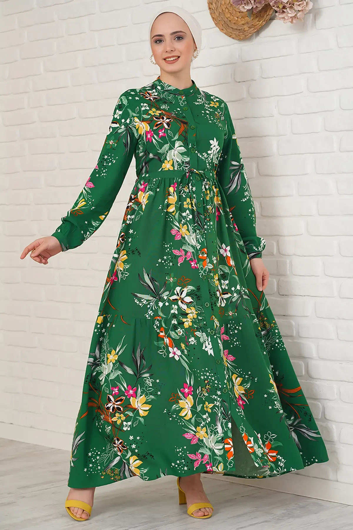 2144 Hakim Yaka Tesettür Elbise - Zümrüt Yeşili