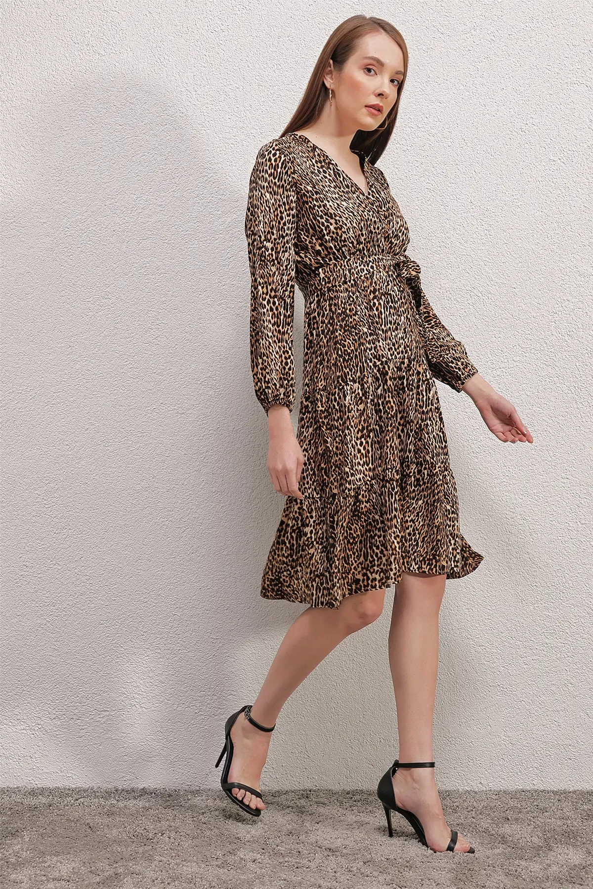 2320 Kruvaze Yaka Elbise - A.Bej