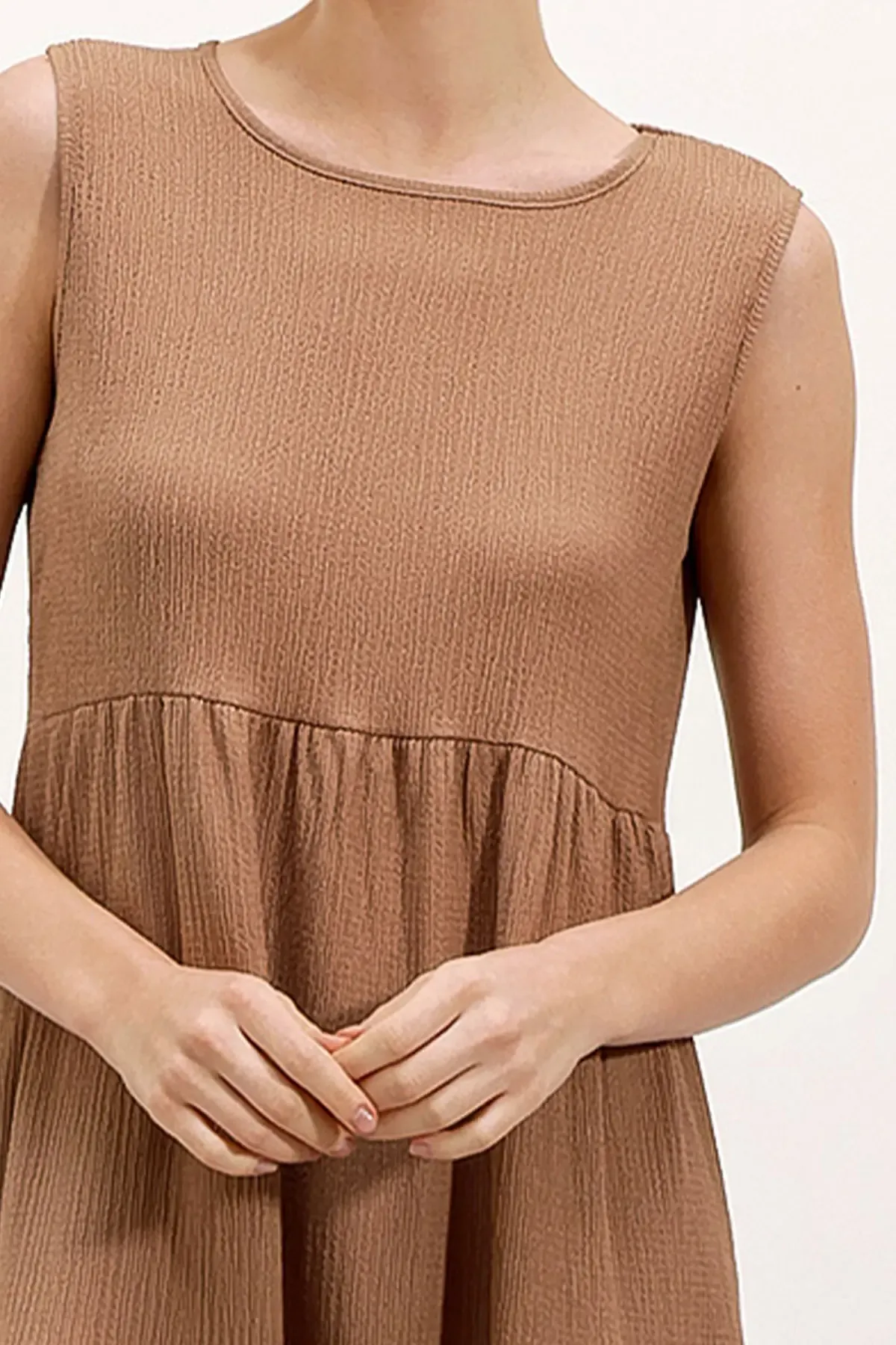 2448 Sıfır Kol Uzun Örme Elbise - Bisküvi