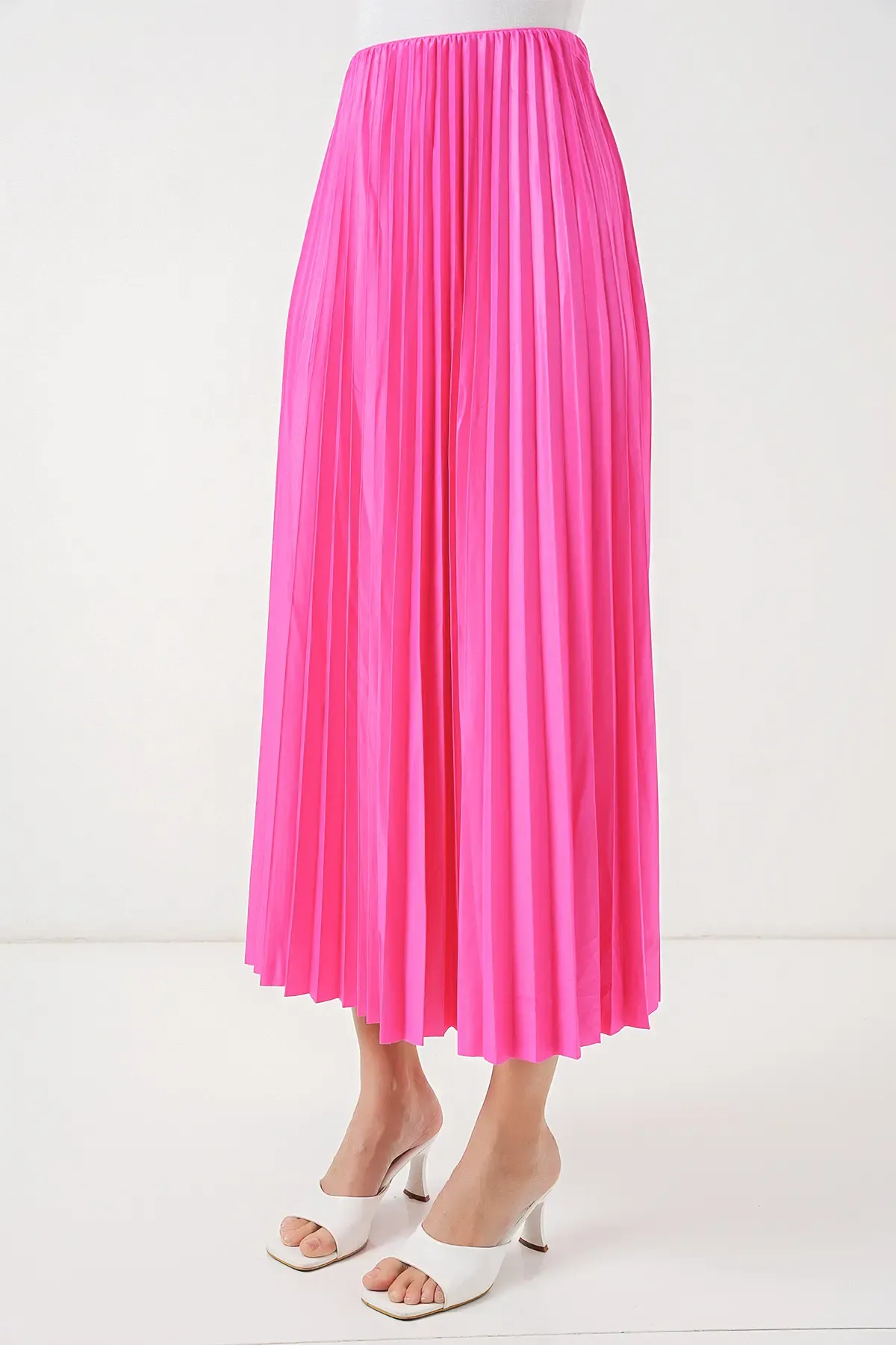 8009 Deri Görünümlü Piliseli Etek - Fuşya