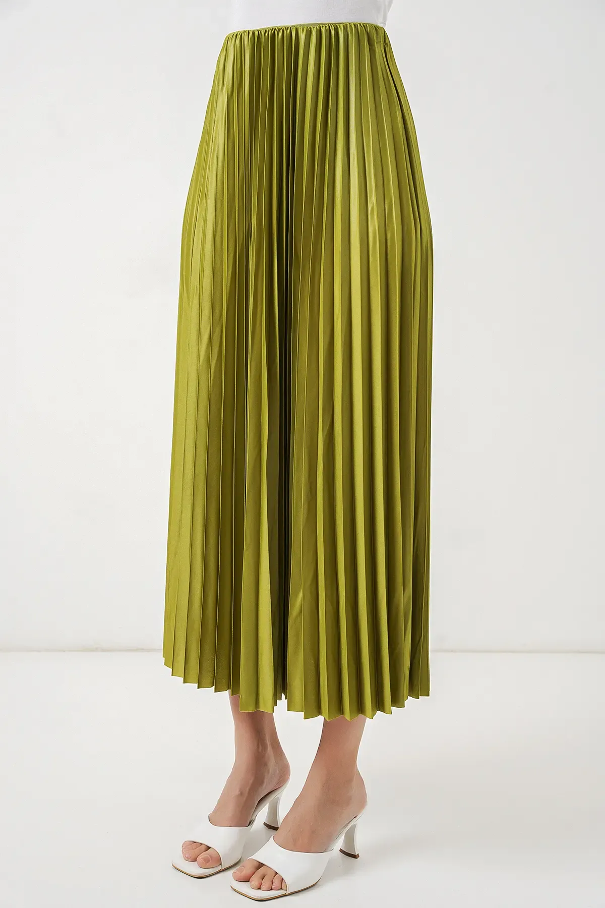 8009 Deri Görünümlü Piliseli Etek - Yağ Yeşil