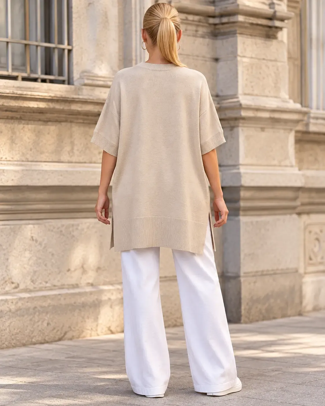 Kadın Bej Oversize Yandan Yırtmaçlı Uzun Yumuşak Dokulu Triko Kazak HZL28W-WM3390