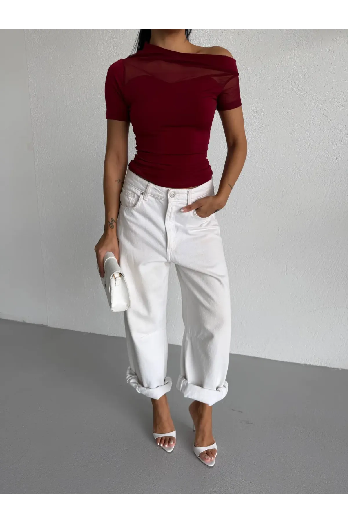 Kadın Bordo Tek Omuz Transparan Tül Detaylı Şık Sandy Bluz HZL26S-FRY123871