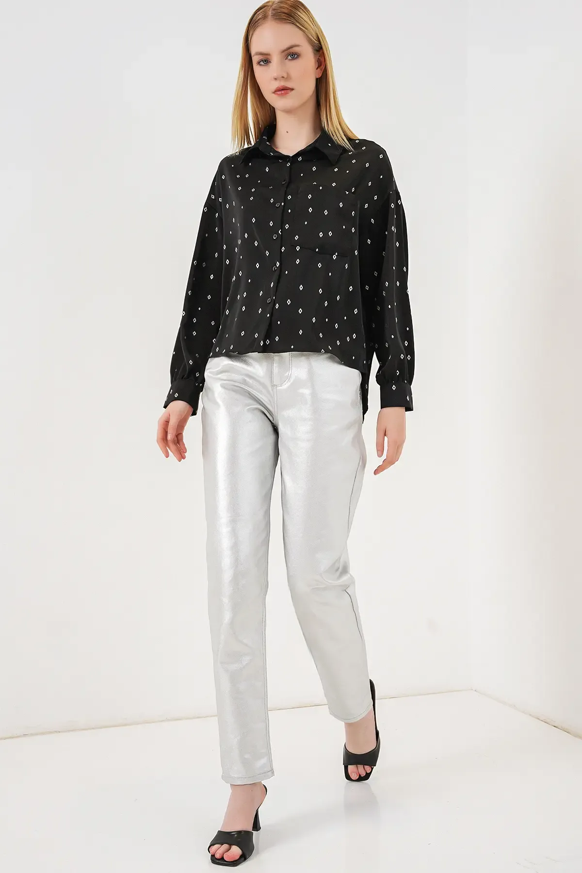 Kadın Desenli Oversize Gömlek 20361 - Siyah - Gümüş