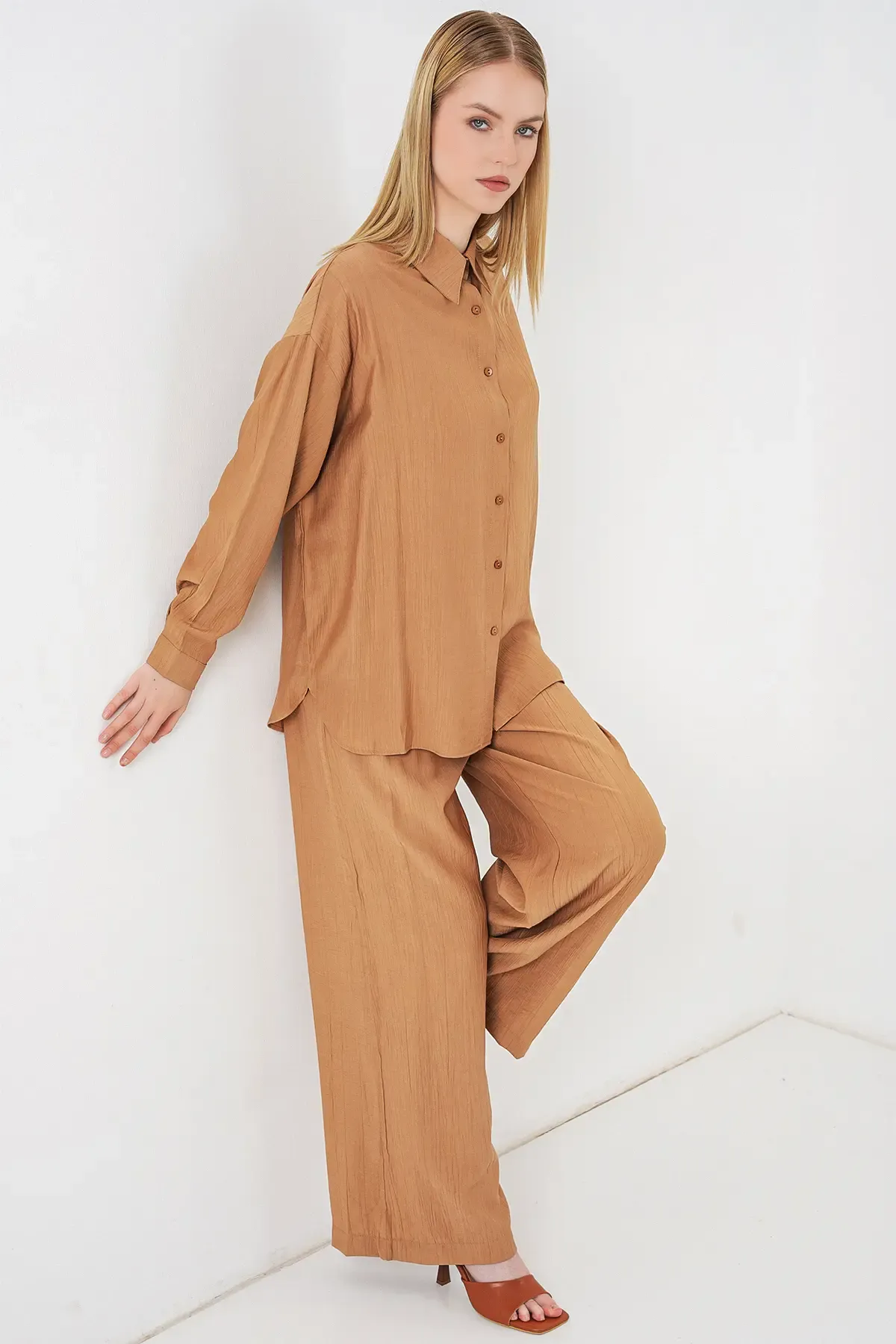 Kadın Dokulu Gömlek Pantolon İkili Takım 6710 - Camel