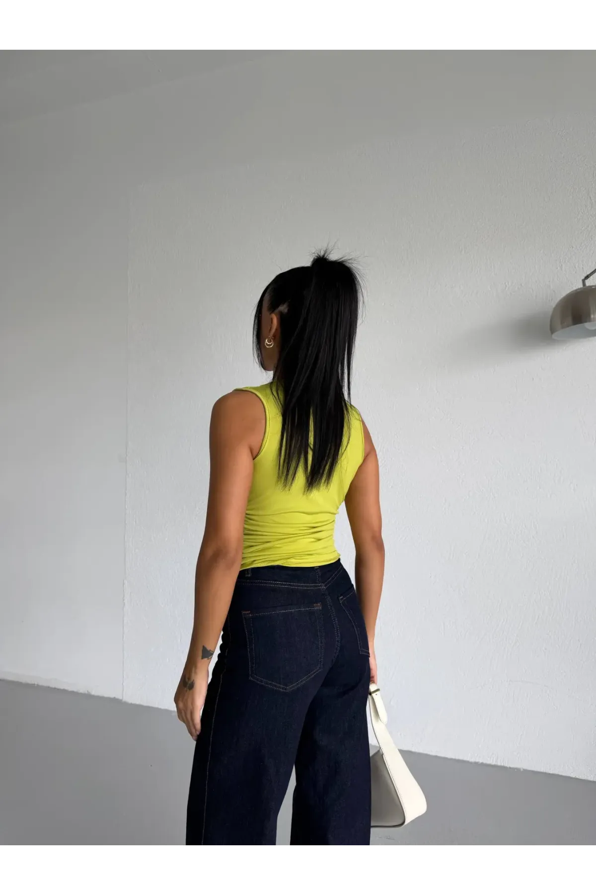 Kadın Fıstık Degaje Yaka Yanlardan Drapeli Sandy Bluz HZL25S-FRY123131