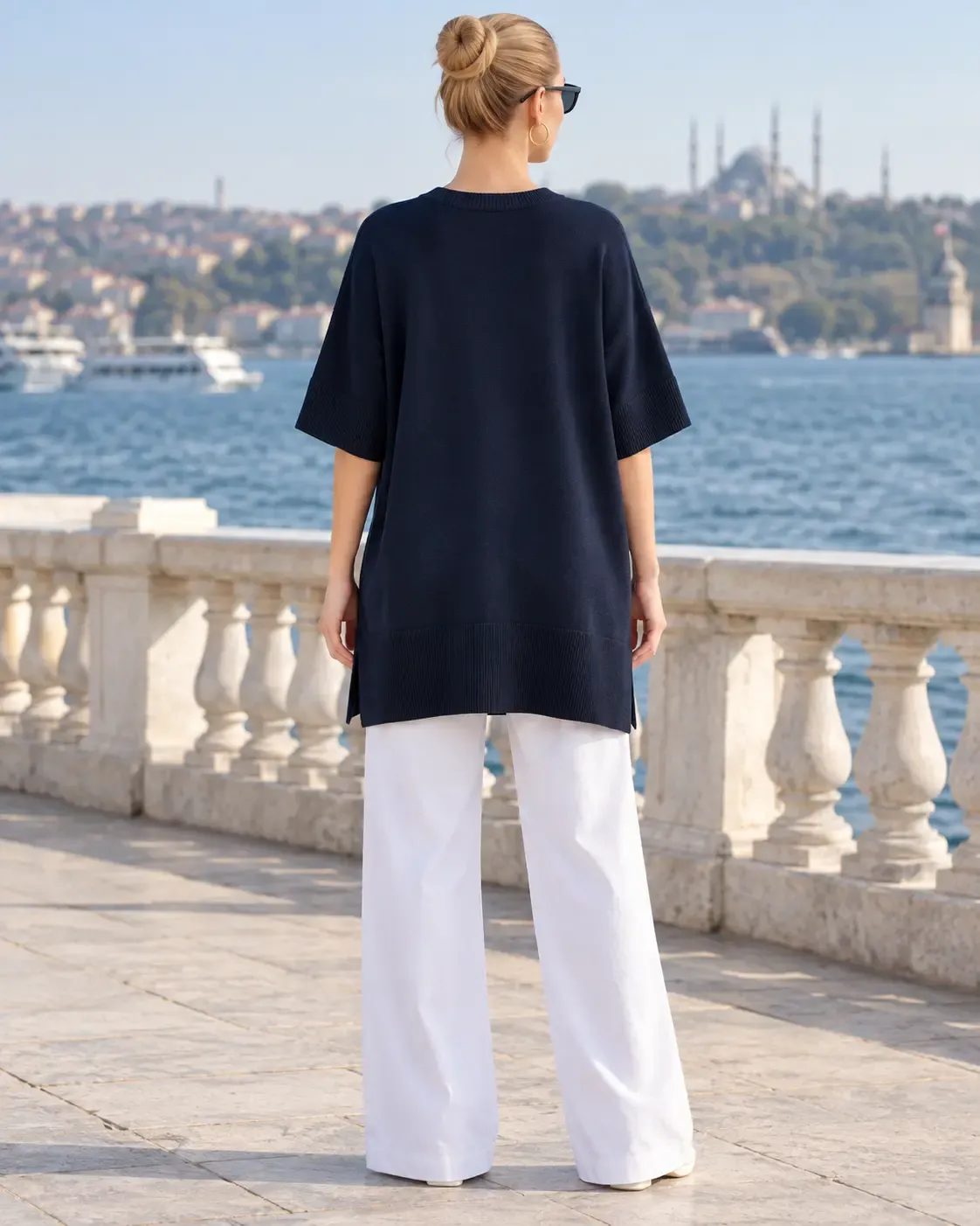 Kadın Lacivert Oversize Yandan Yırtmaçlı Uzun Yumuşak Dokulu Triko Kazak HZL28W-WM3390