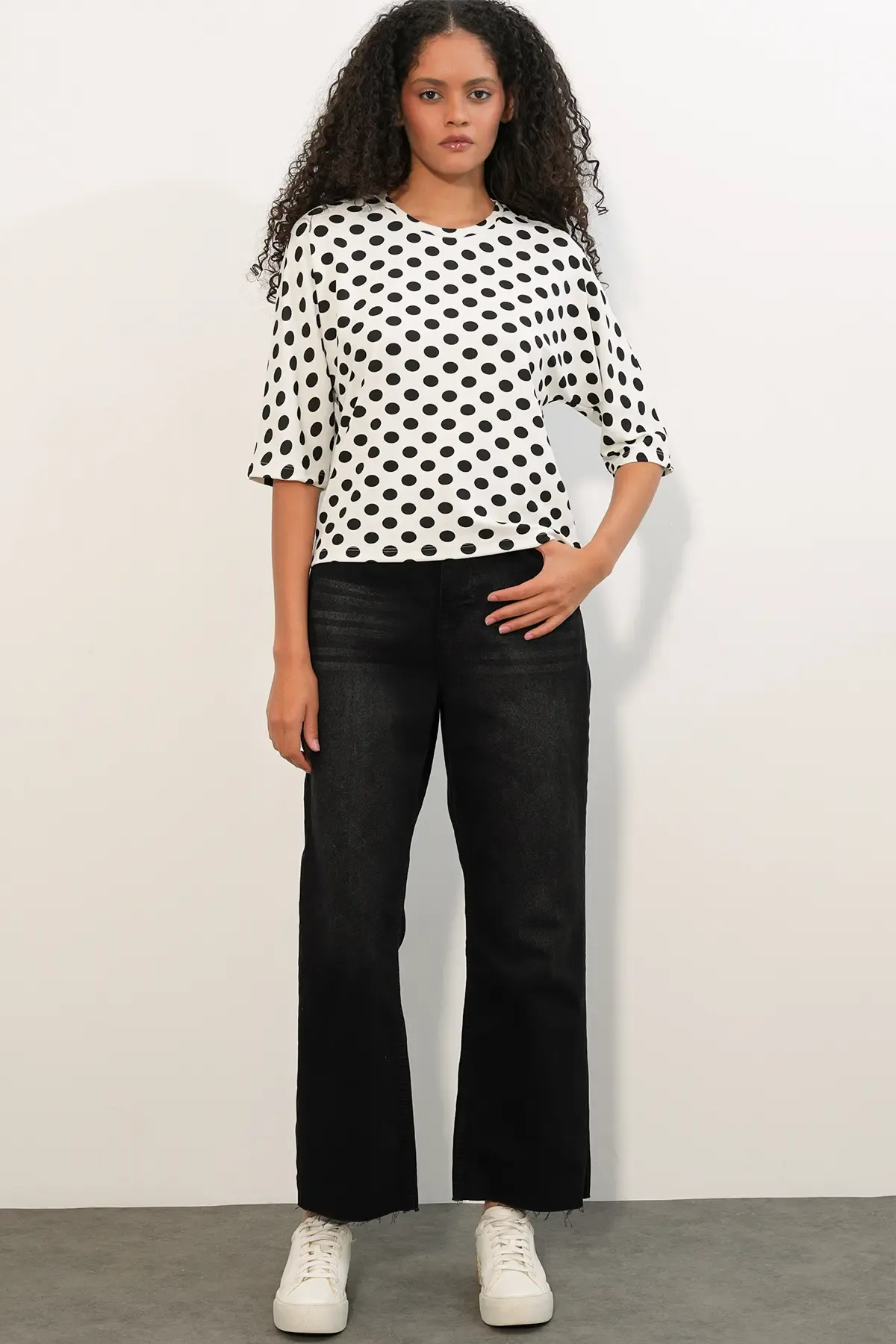 Kadın Oversize Puantiyeli Bluz 40020 - Beyaz