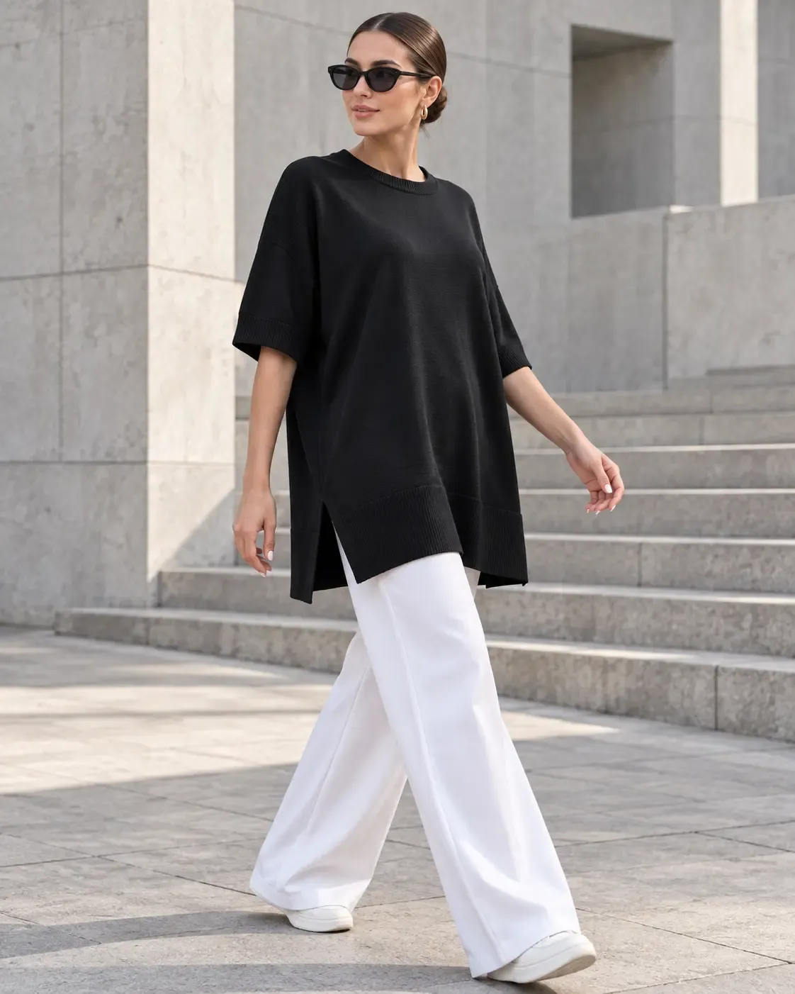 Kadın Siyah Oversize Yandan Yırtmaçlı Uzun Yumuşak Dokulu Triko Kazak HZL28W-WM3390