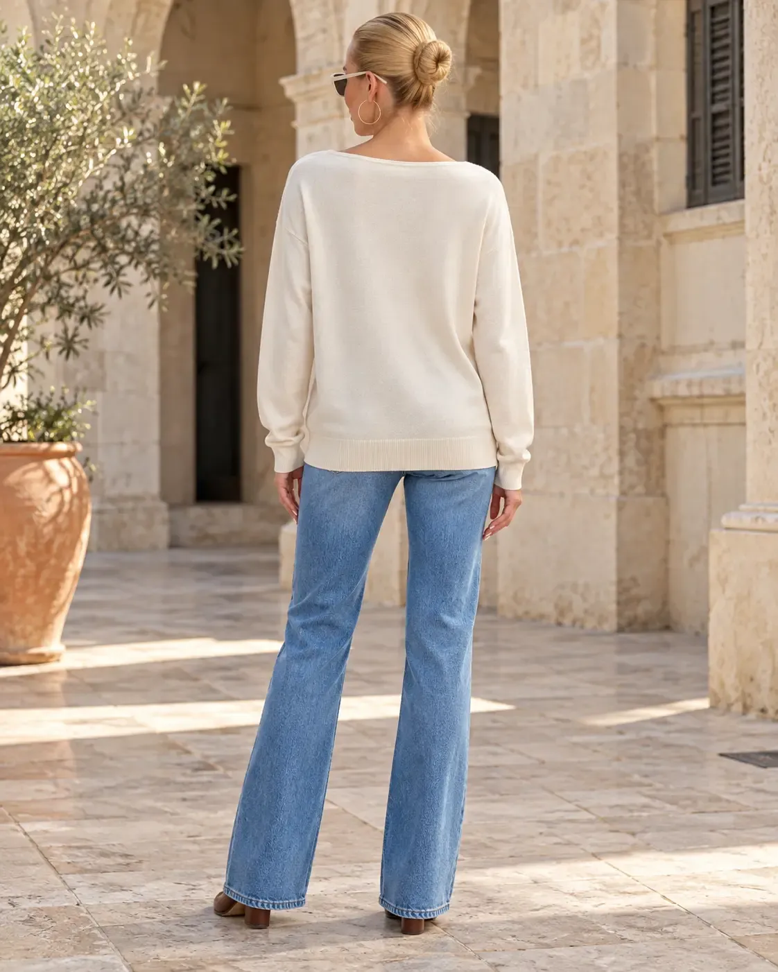 Kadın Bej Oversize Yıldız Desenli Uzun Yumuşak Dokulu Kazak HZL28W-WM3301