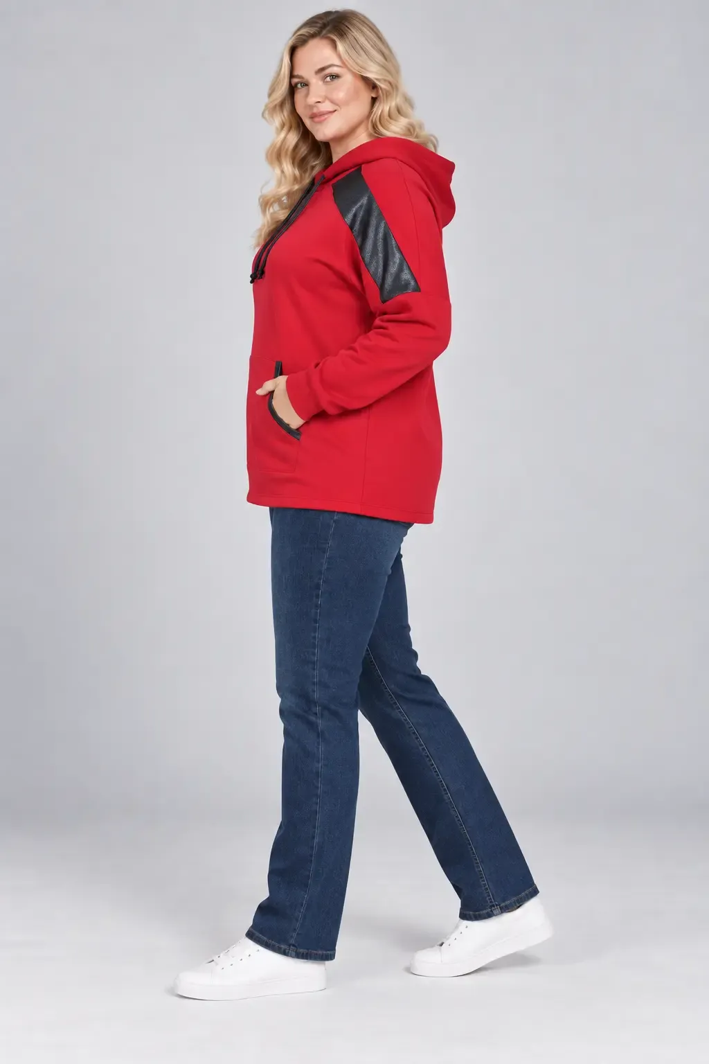 Kadın Büyük Beden Kırmızı Kapüşonlu Kontrast Garnili Kanguru Cepli Sweatshirt HZL28S-RZB208
